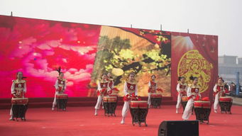 我縣成功舉辦第二屆網(wǎng)絡(luò)春晚頒獎?wù)寡蒴呶穆脛?chuàng)意設(shè)計系列頒獎活動